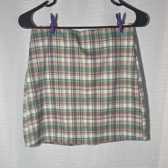 Zara Dresses & Skirts - Zara Green and Brown Mini Skirt NWT Size Small Plaid